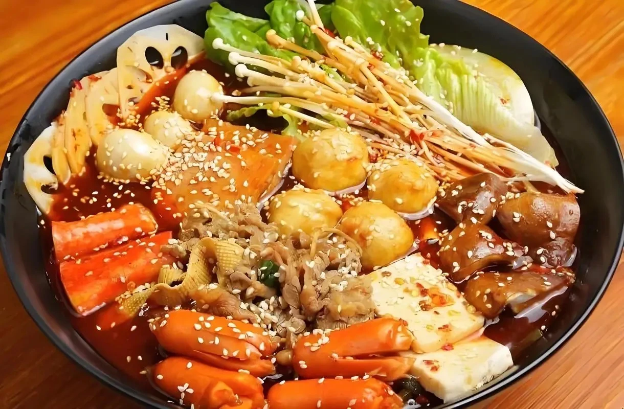 麻辣烫，辣烫的做法 麻辣烫怎么做，正宗麻辣烫的做法:从选材到调味的全流程指南